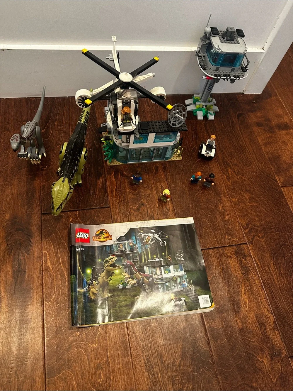 LEGO Jurassic World: Giganotosaurus & Therizinosaurus Attack #76949